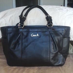 Coach Leather Shoulder Black Bag